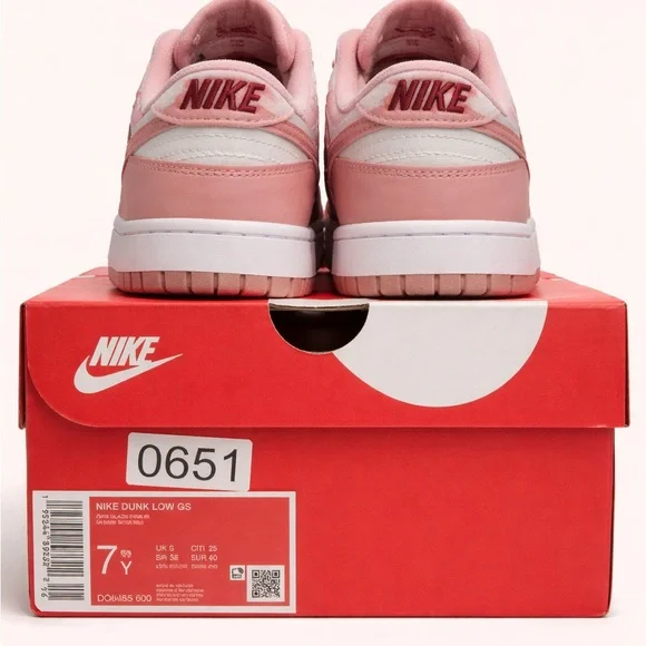 Nike Dunk Low GS Pink White Sneakers New in Box Youth 7Y Women 8.5 - Picture 7 of 10